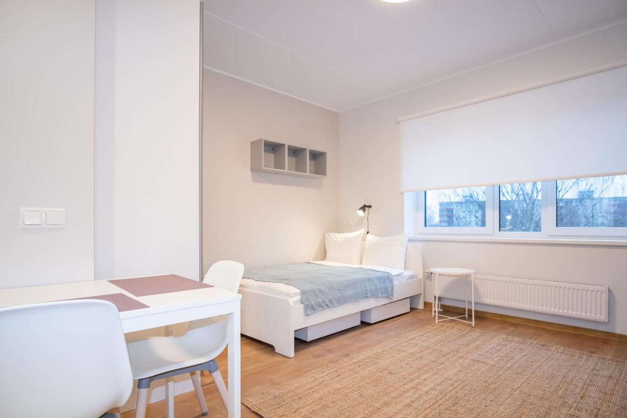 Spacious Mustamaee Apartments - Free Parking Tallinn Eksteriør billede