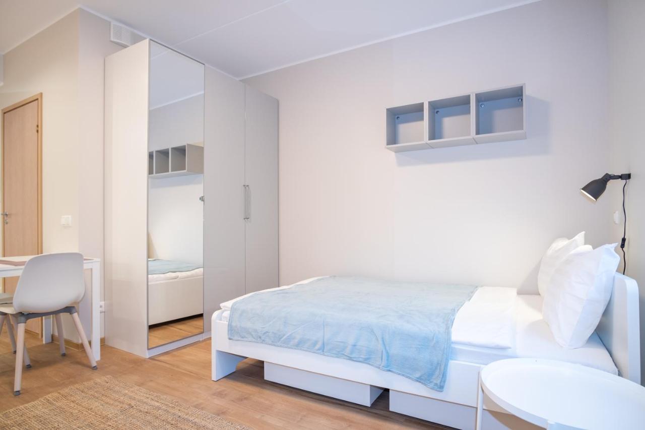 Spacious Mustamaee Apartments - Free Parking Tallinn Eksteriør billede